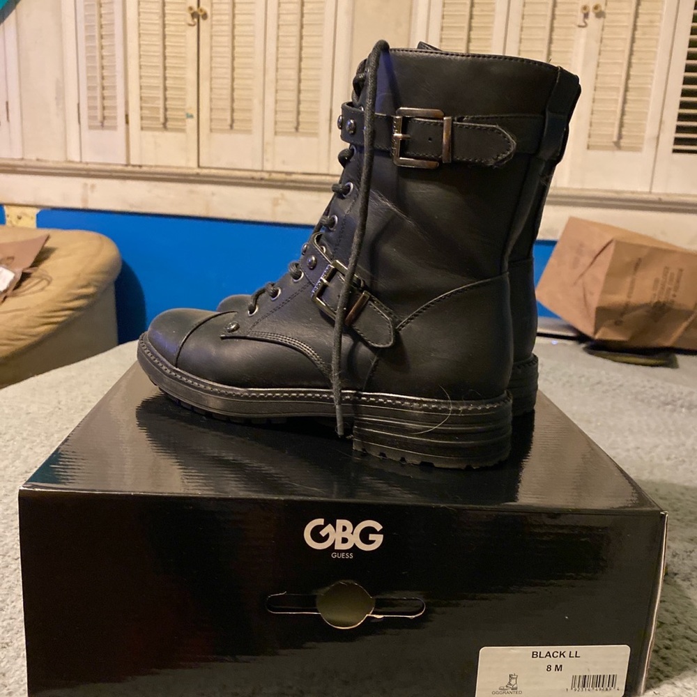 Guess boots slightly worn